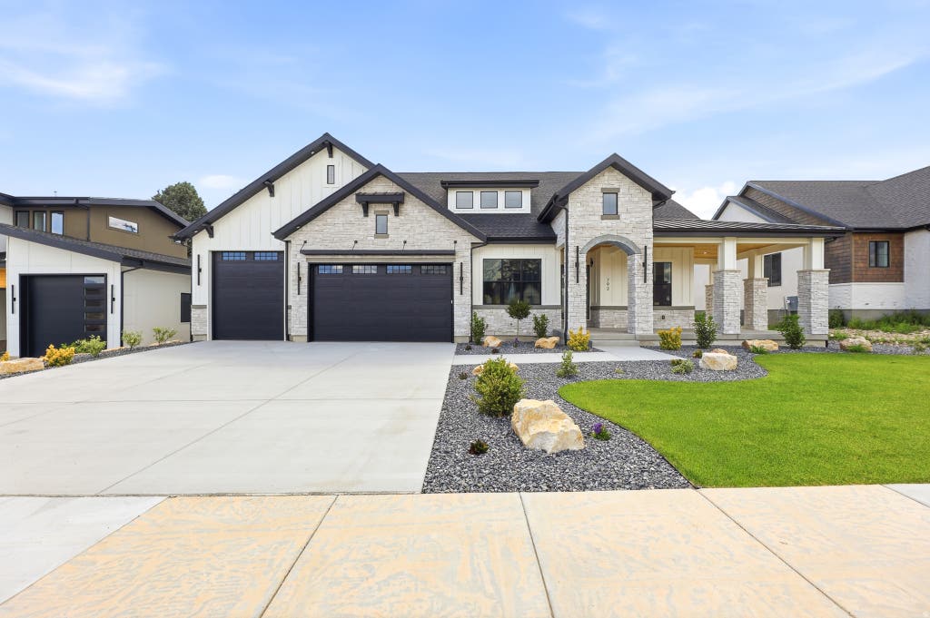 Photo of 793 N 150 E, American Fork, UT 84003 (MLS # 2177775)