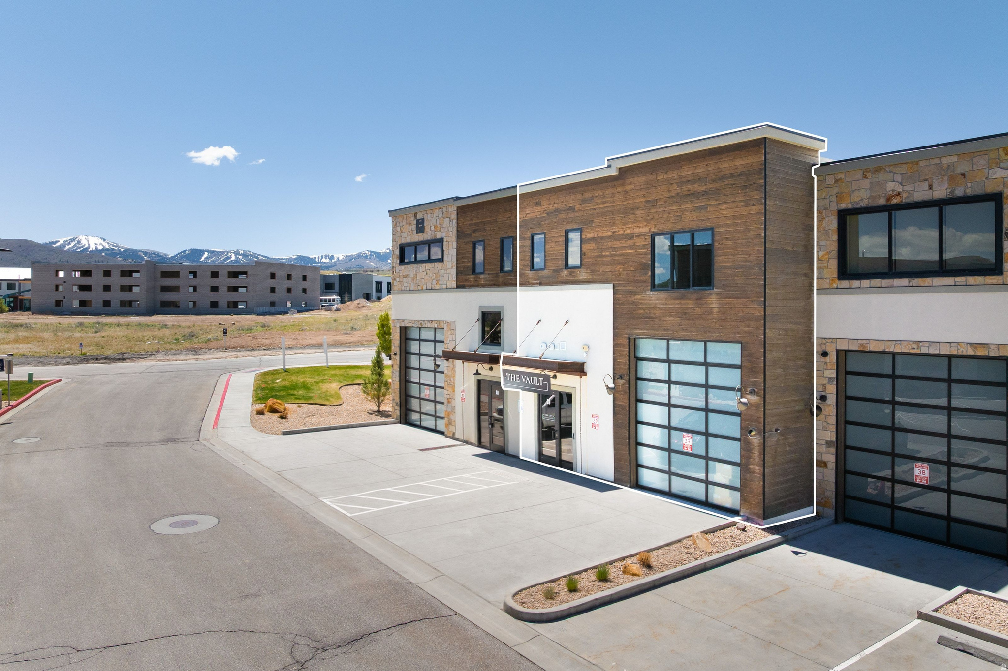 PARK EAST II - Residential