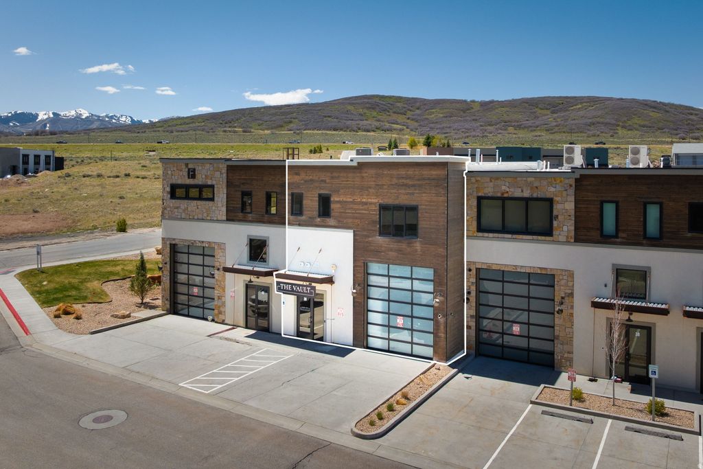 Photo of 4554 N FORESTDALE DR #F39, Park City, UT 84098 (MLS # 2156290)