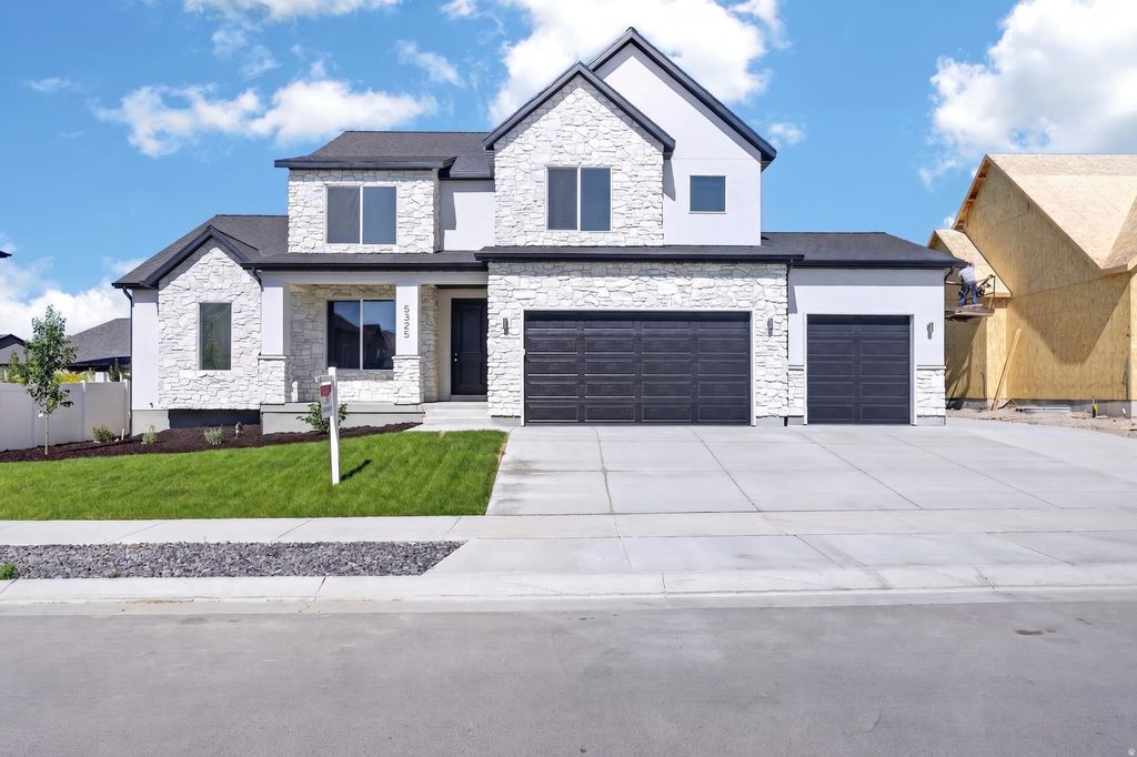 Photo of 5325 N HONEY SUCKLE WAY, Eagle Mountain, UT 84005 (MLS # 2171977)