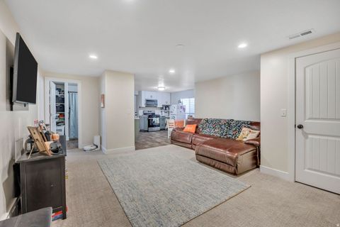 Tiny photo for 1320 S 950 W, Payson, UT 84651 (MLS # 2140152)