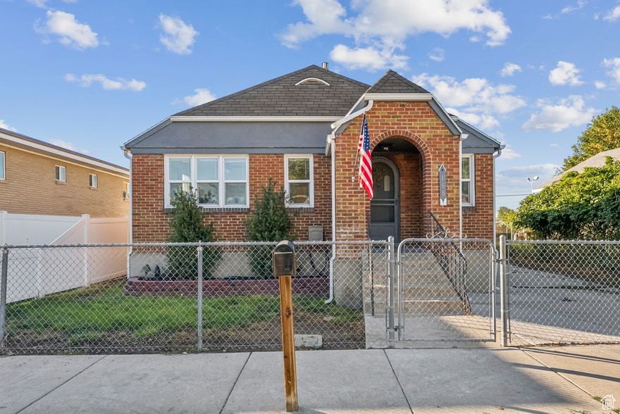 This move-in ready 3-bed, 1.5-bath home offers 1,564 sq. ft. of comfortable living with a new furnace and A/C. Enjoy easy access to downtown, shopping, and restaurants while living in a quiet South Salt Lake neighborhood. The open, functional layout is perfect for entertaining or relaxing, and the .12-acre lot offers room to enjoy the outdoors without the upkeep. Perfect starter home or investment opportunity-Move-in ready, great location, and priced to sell. Don't miss your chance to make 168 E Helm Ave yours!