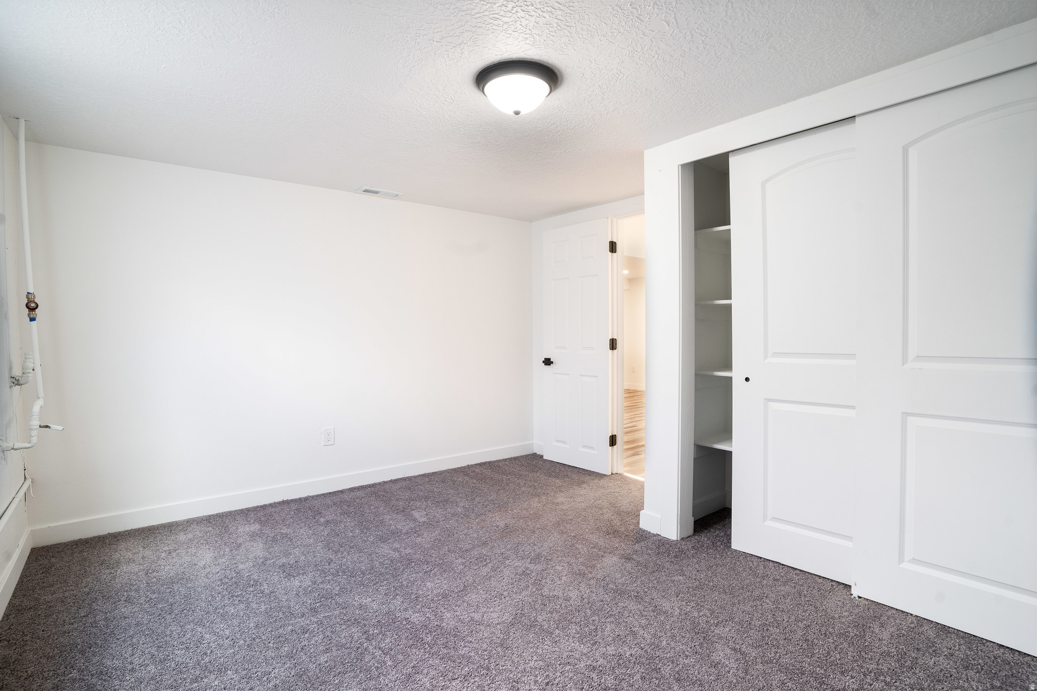 HILLSDALE - Residential