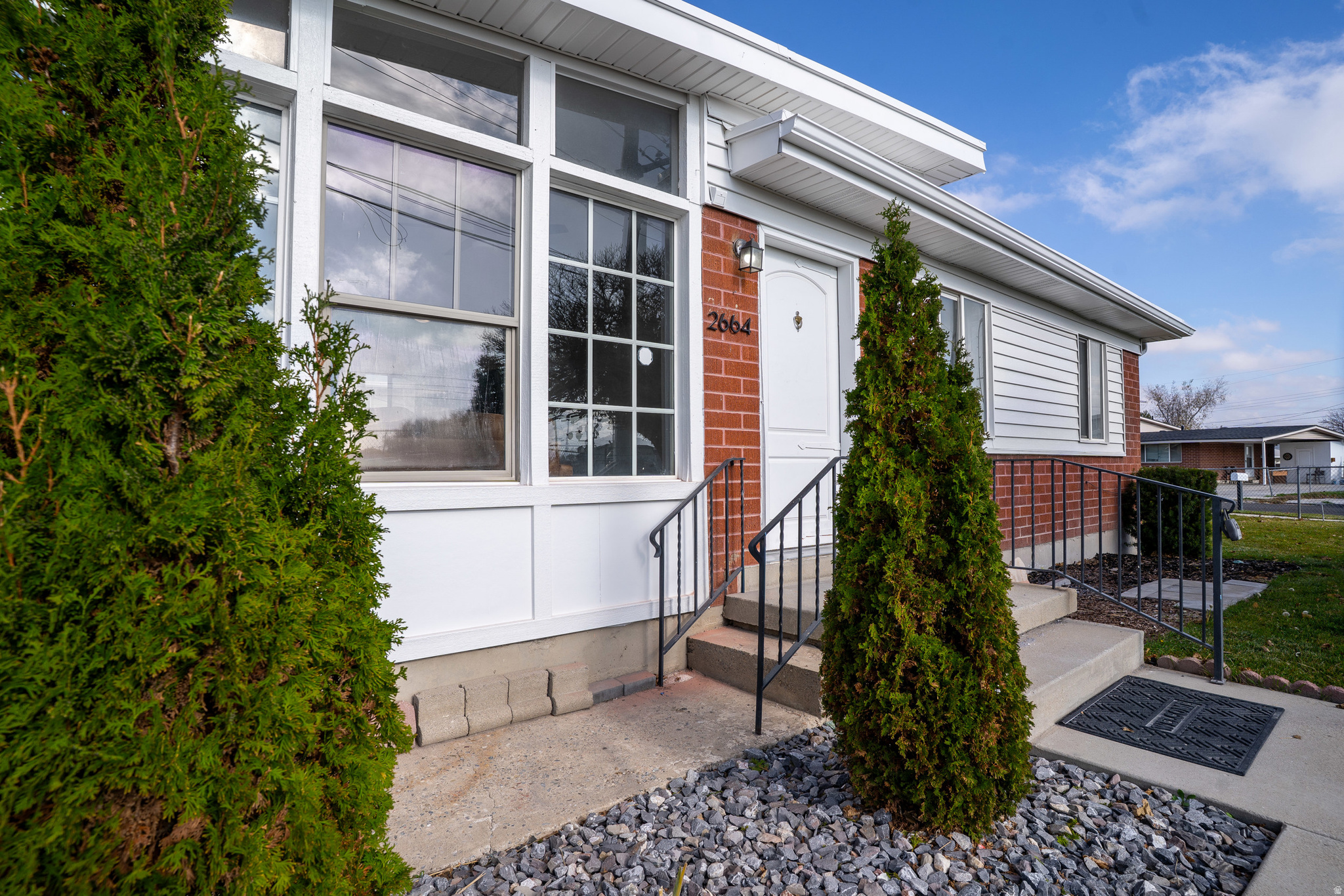 HILLSDALE - Residential