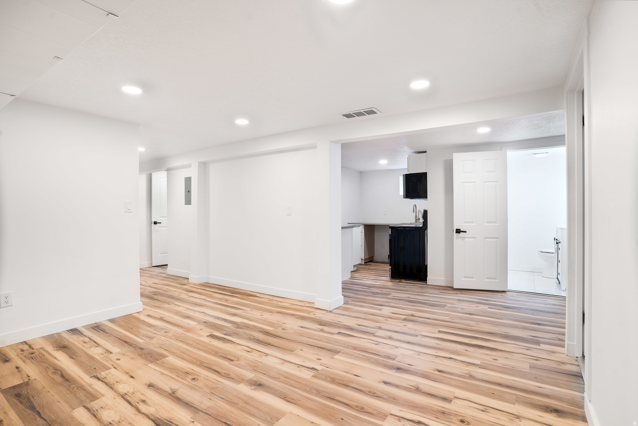 HILLSDALE - Residential