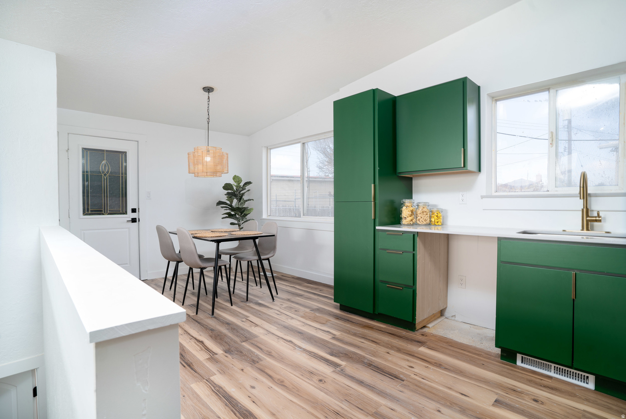 HILLSDALE - Residential