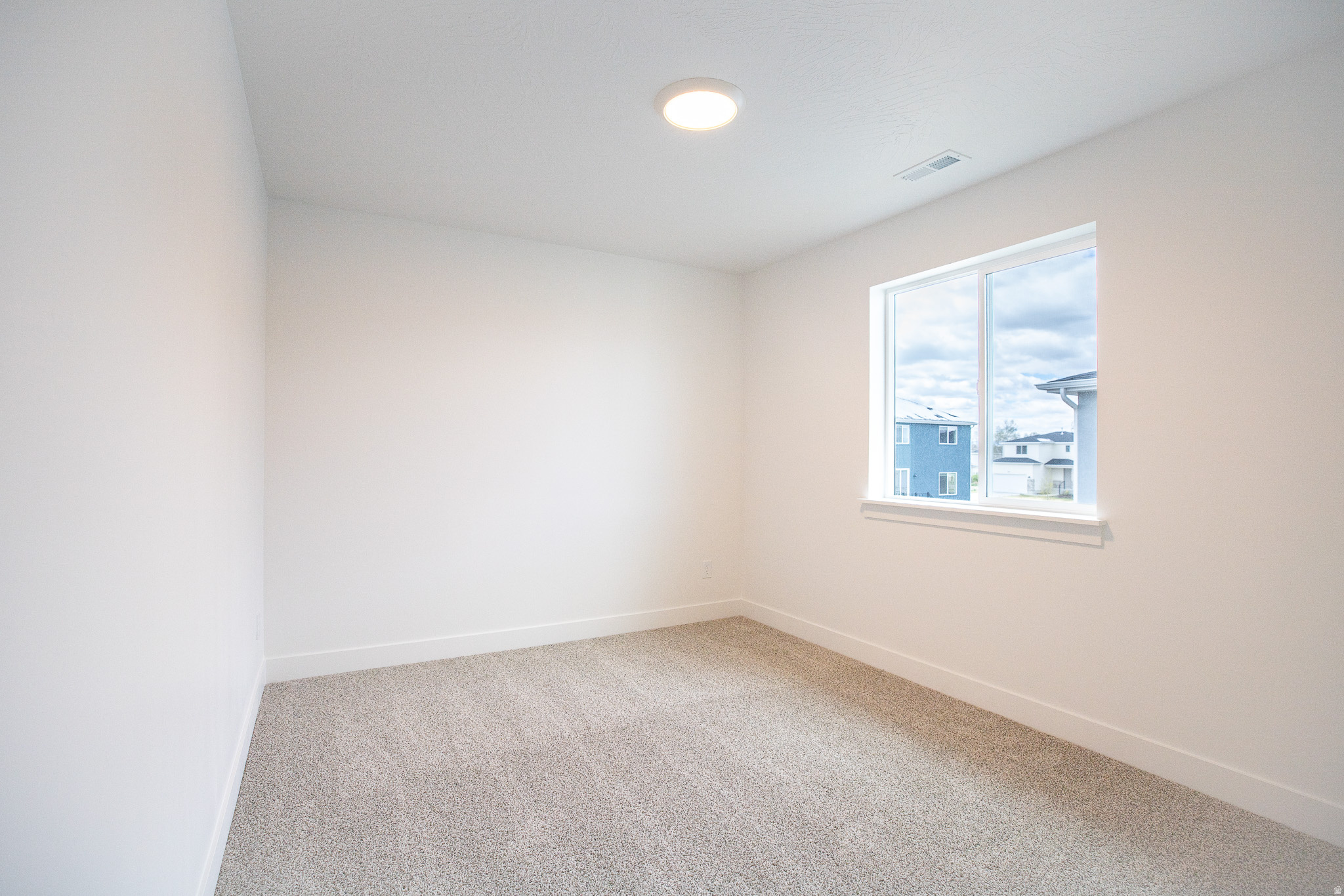 SALEM FIELDS - Residential