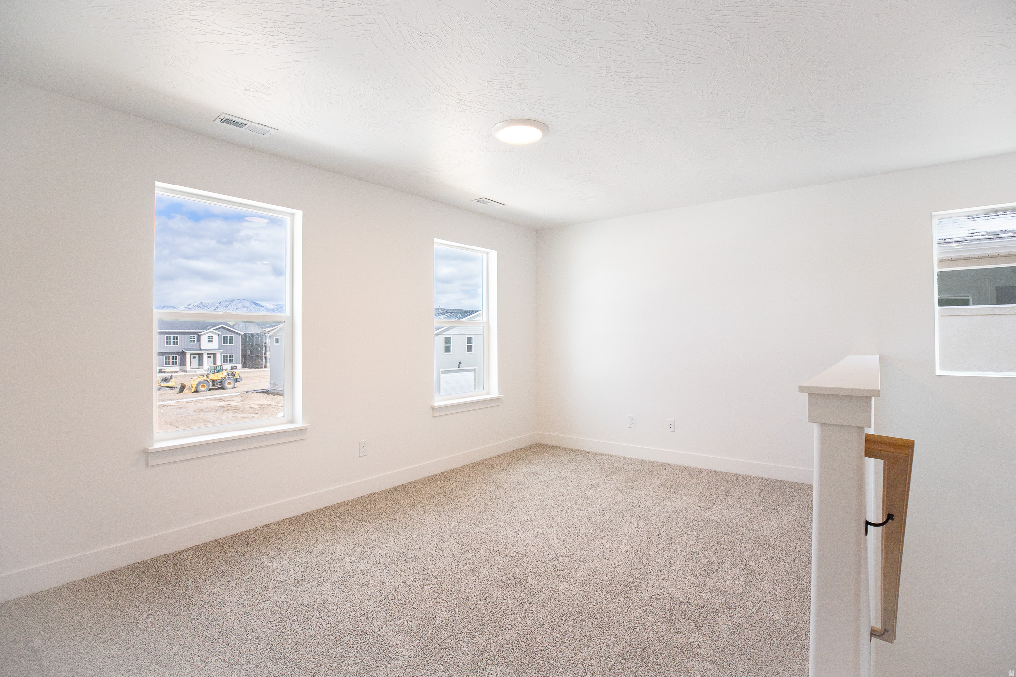 SALEM FIELDS - Residential