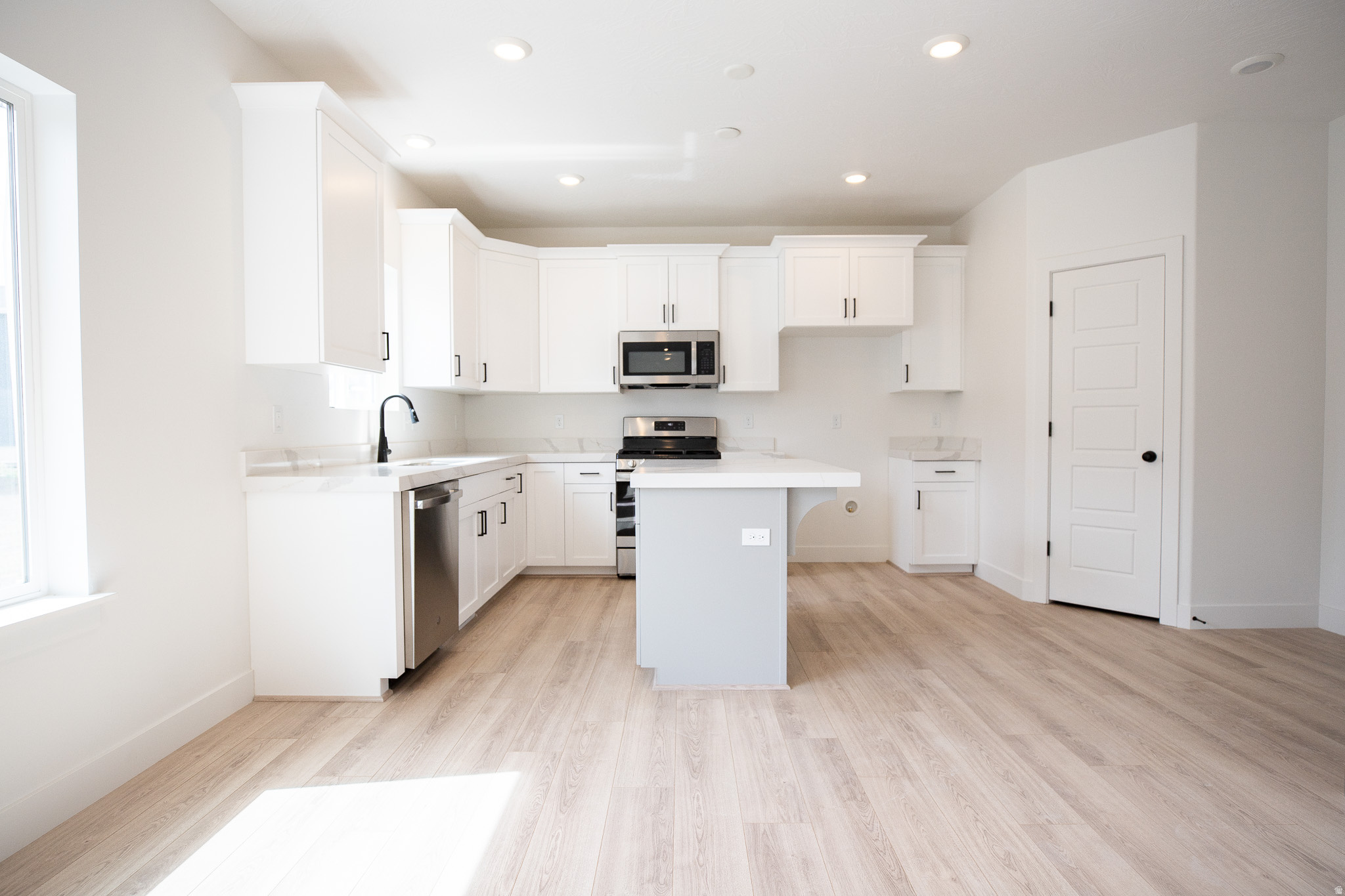 SALEM FIELDS - Residential