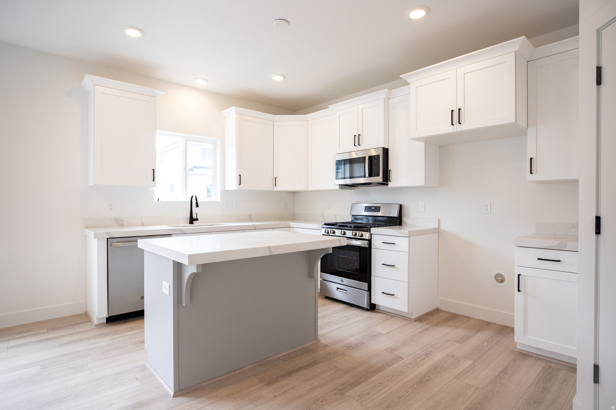 SALEM FIELDS - Residential