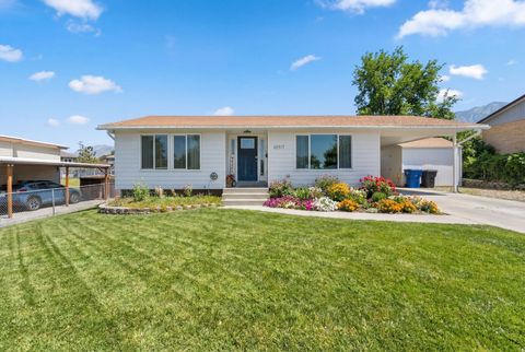 Photo of 10517 S LARKSPUR DR, Sandy, UT 84094 (MLS # 2134644)