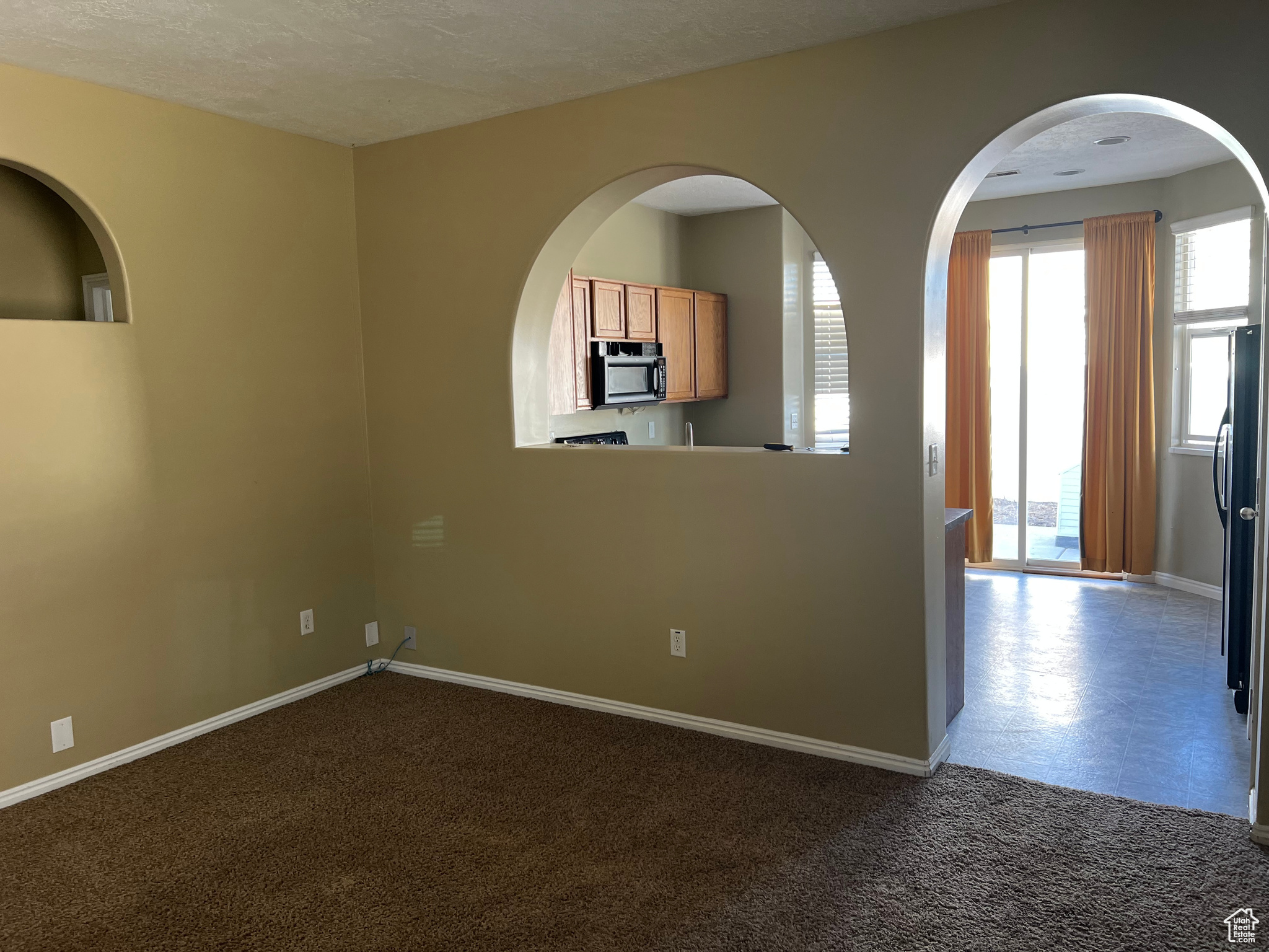 FOXBOROUGH - Residential
