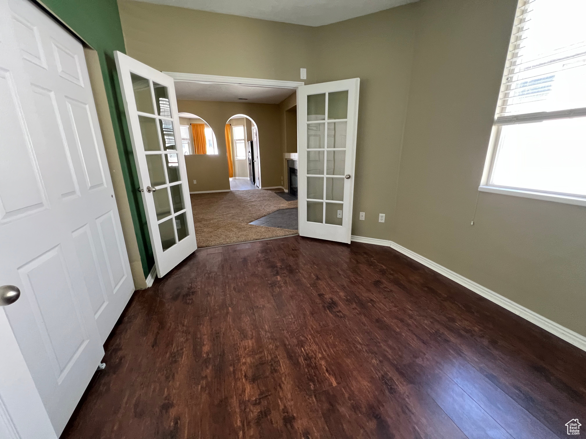 FOXBOROUGH - Residential