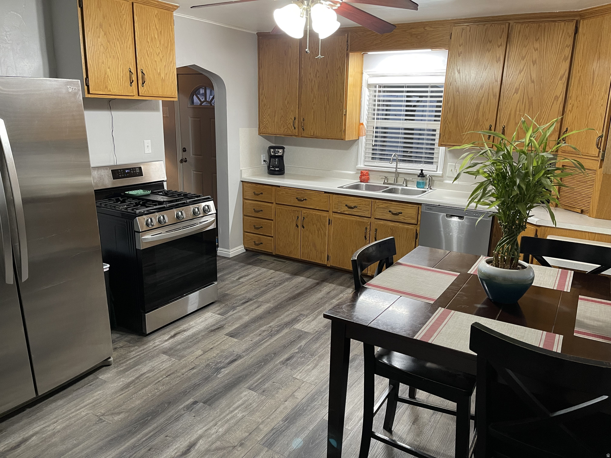 DAILEY MINOR - Residential