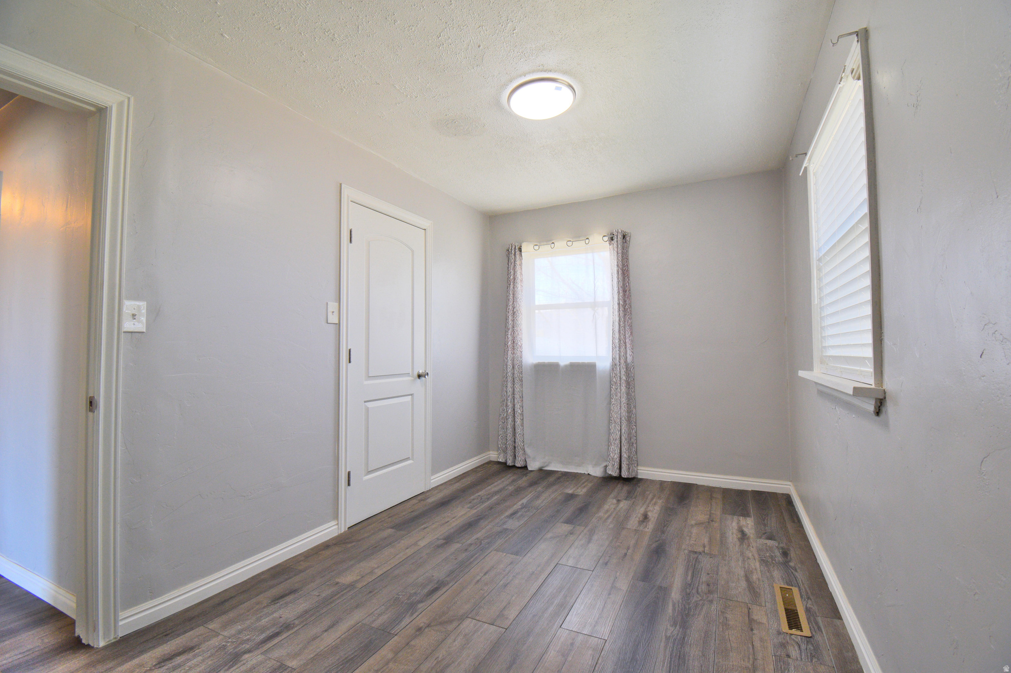 DAILEY MINOR - Residential