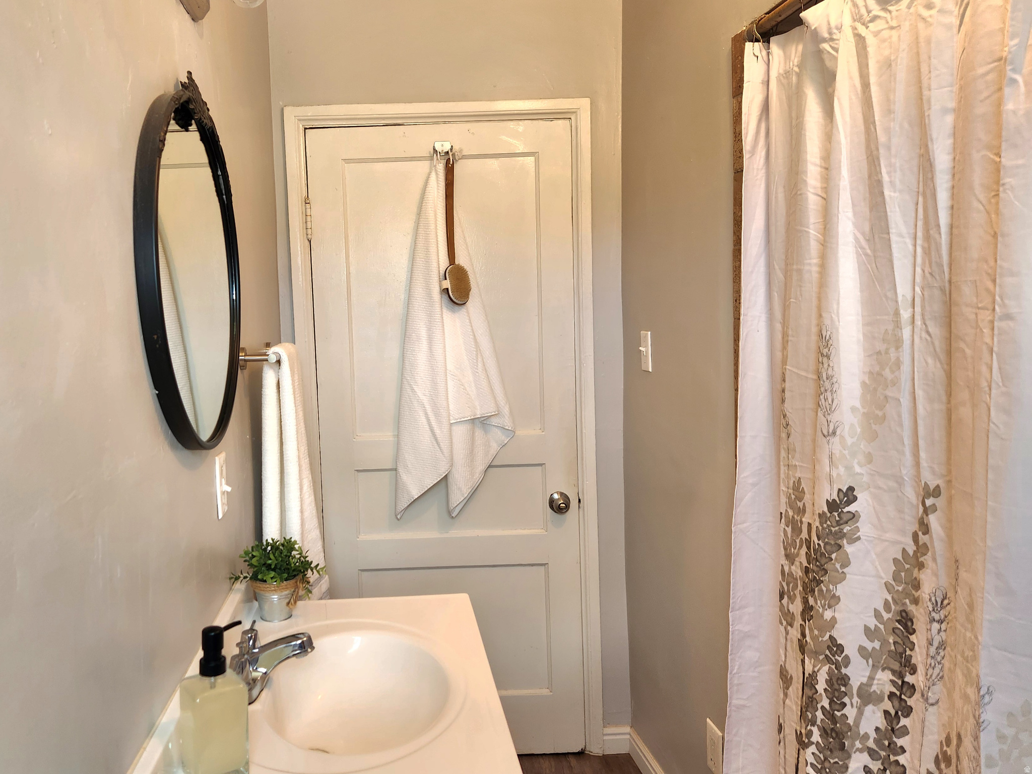 DAILEY MINOR - Residential