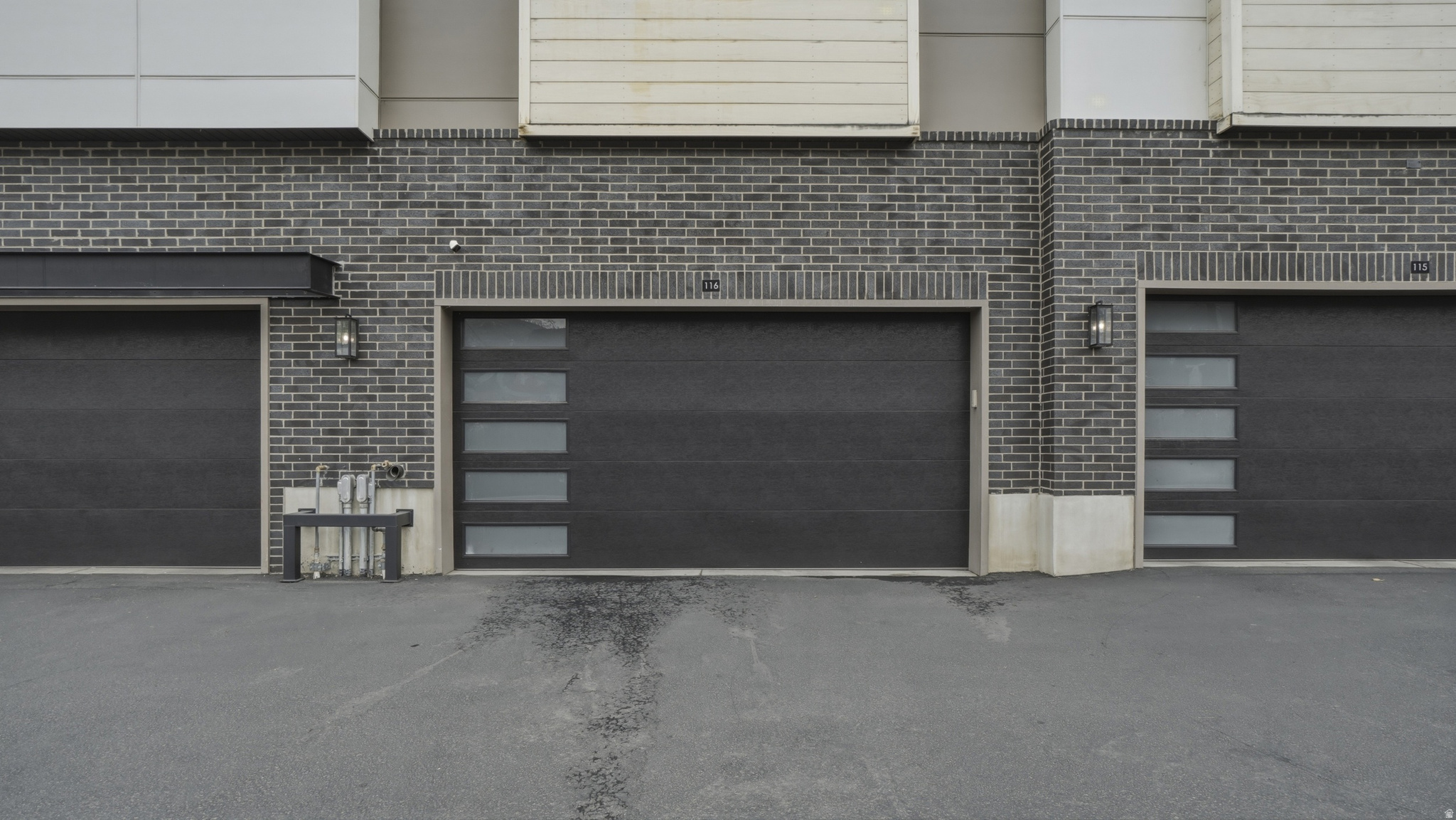 I STREET - Residential