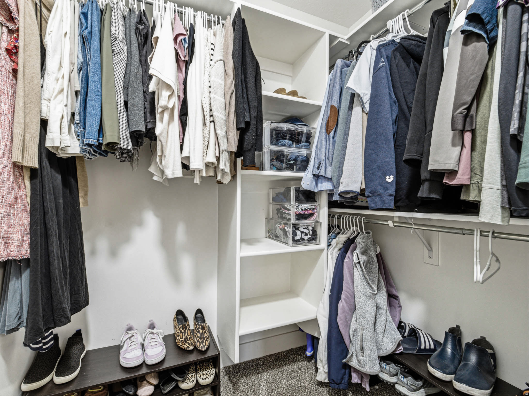 VILLAGE - Residential