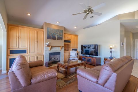 Tiny photo for 1547 E BOULDER SPRINGS DR, Saint George, UT 84790 (MLS # 2173409)