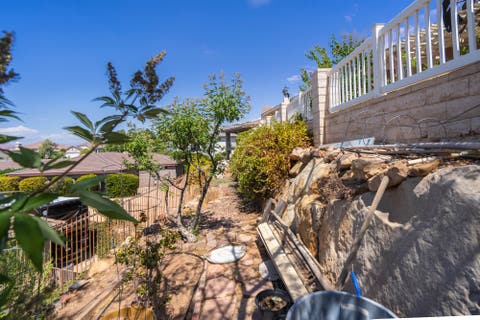 Tiny photo for 1547 E BOULDER SPRINGS DR, Saint George, UT 84790 (MLS # 2173409)