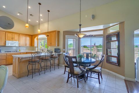 Tiny photo for 1547 E BOULDER SPRINGS DR, Saint George, UT 84790 (MLS # 2173409)