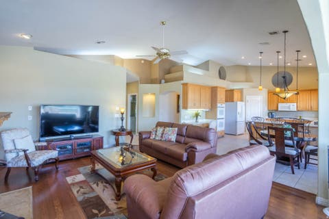Tiny photo for 1547 E BOULDER SPRINGS DR, Saint George, UT 84790 (MLS # 2173409)