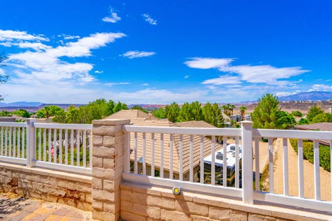Tiny photo for 1547 E BOULDER SPRINGS DR, Saint George, UT 84790 (MLS # 2173409)