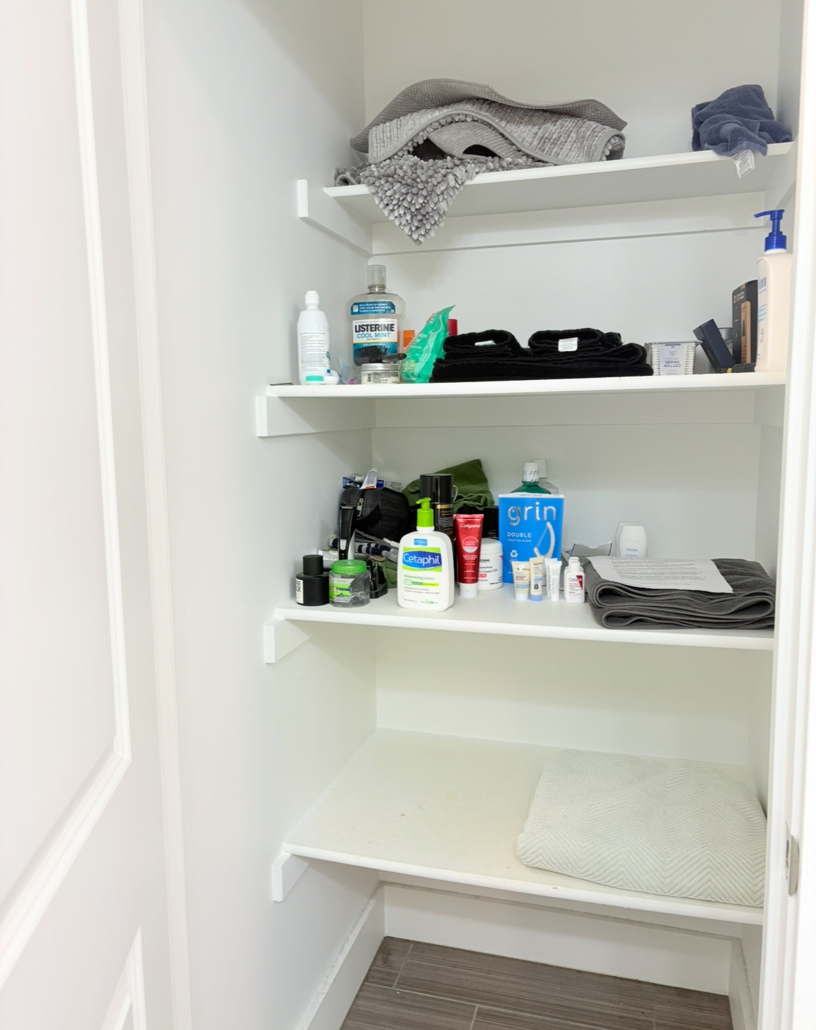 ESTATES AT FENN FARM - Residential