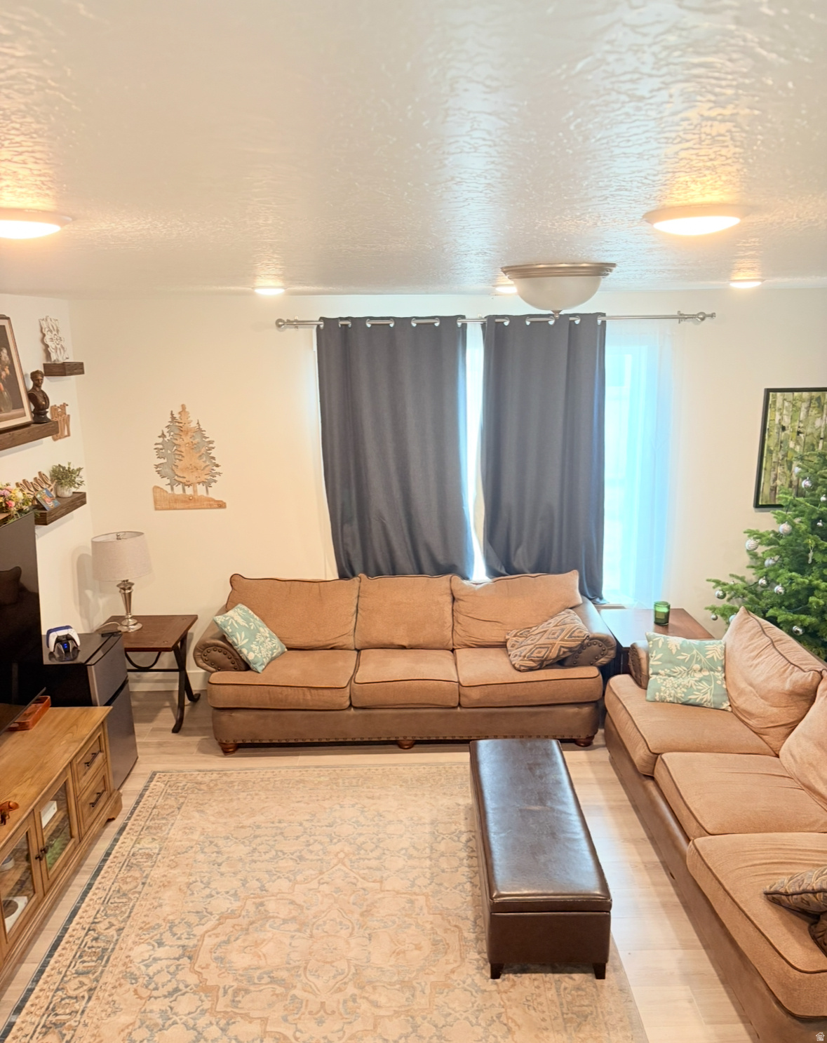 ESTATES AT FENN FARM - Residential