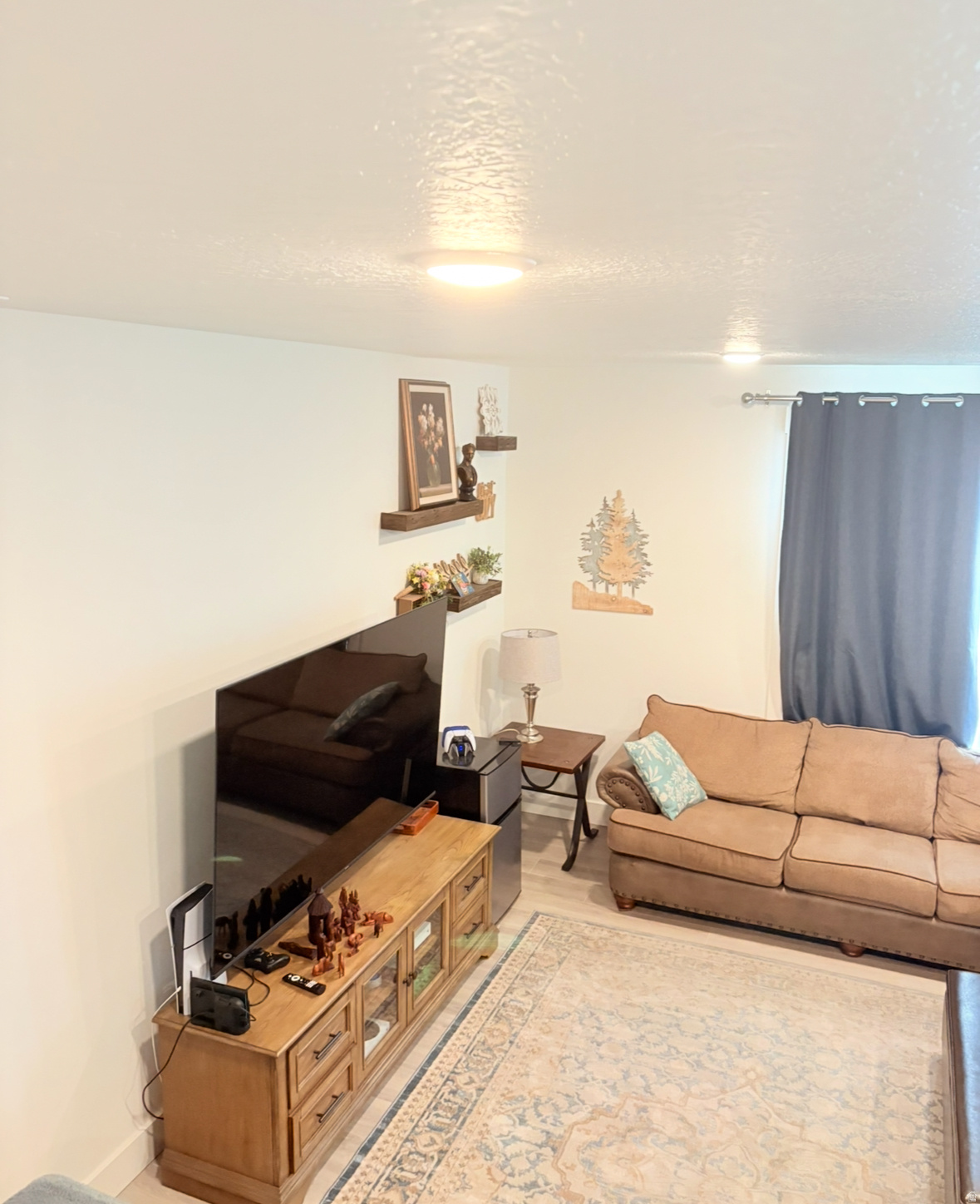 ESTATES AT FENN FARM - Residential