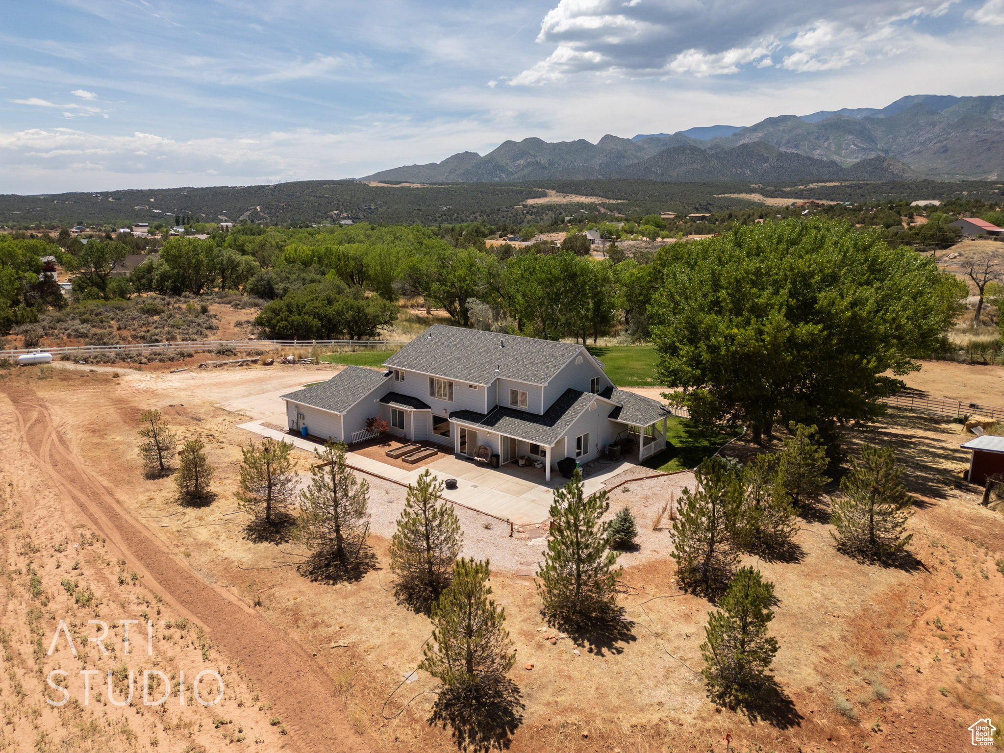 2281 S Old Highway 91, New Harmony, Utah image 37