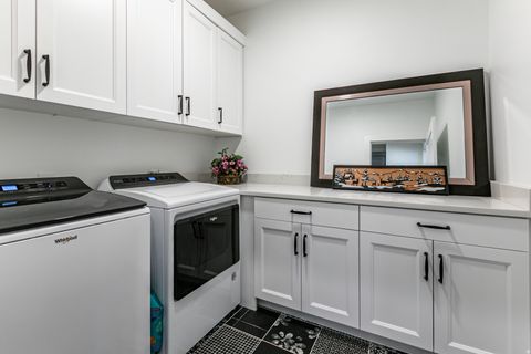 Tiny photo for 110 S HORIZON DR, Farmington, UT 84025 (MLS # 2125733)