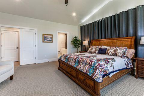 Tiny photo for 110 S HORIZON DR, Farmington, UT 84025 (MLS # 2125733)