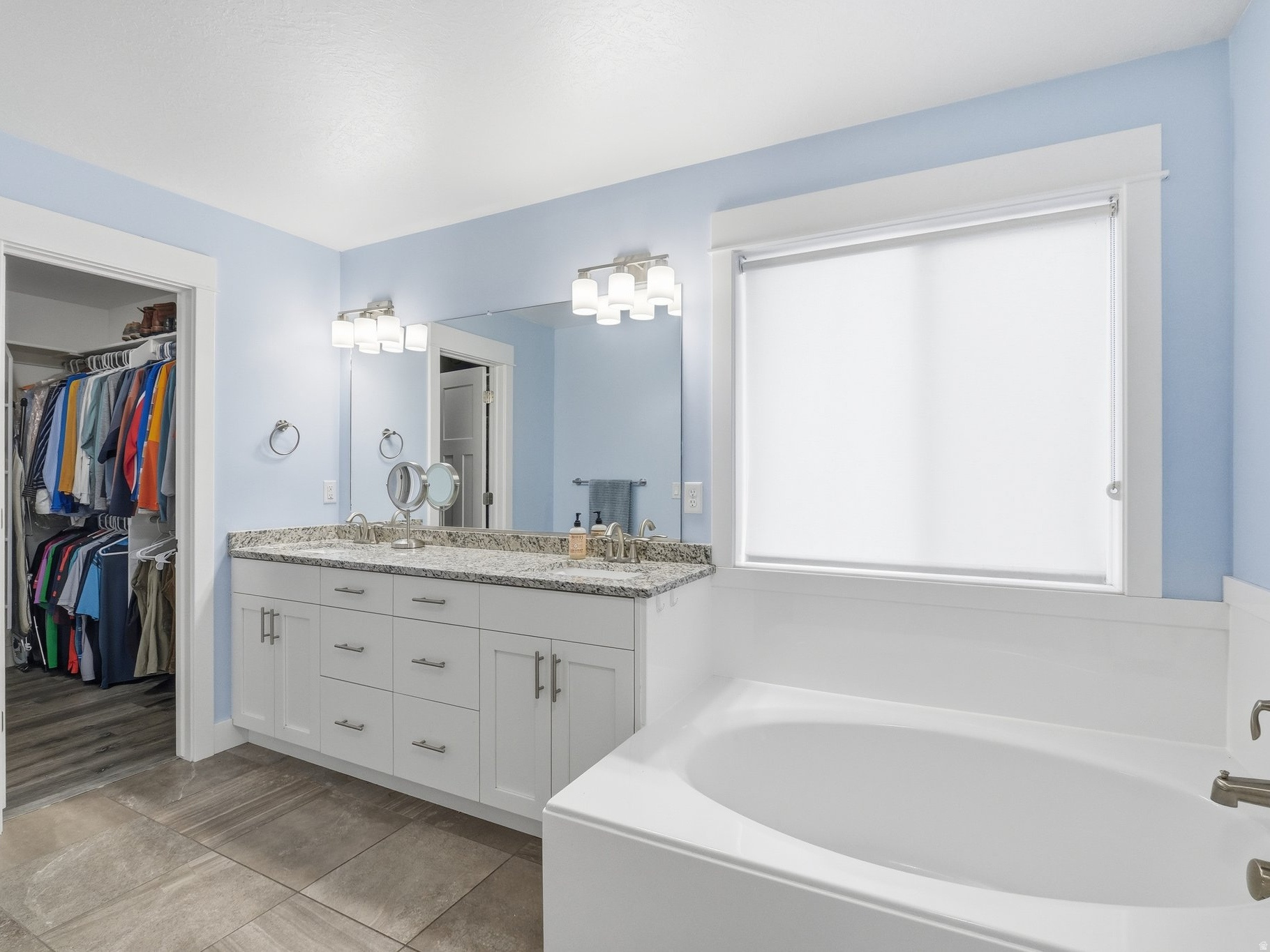 HILLCREST SUBDIVISIO - Residential