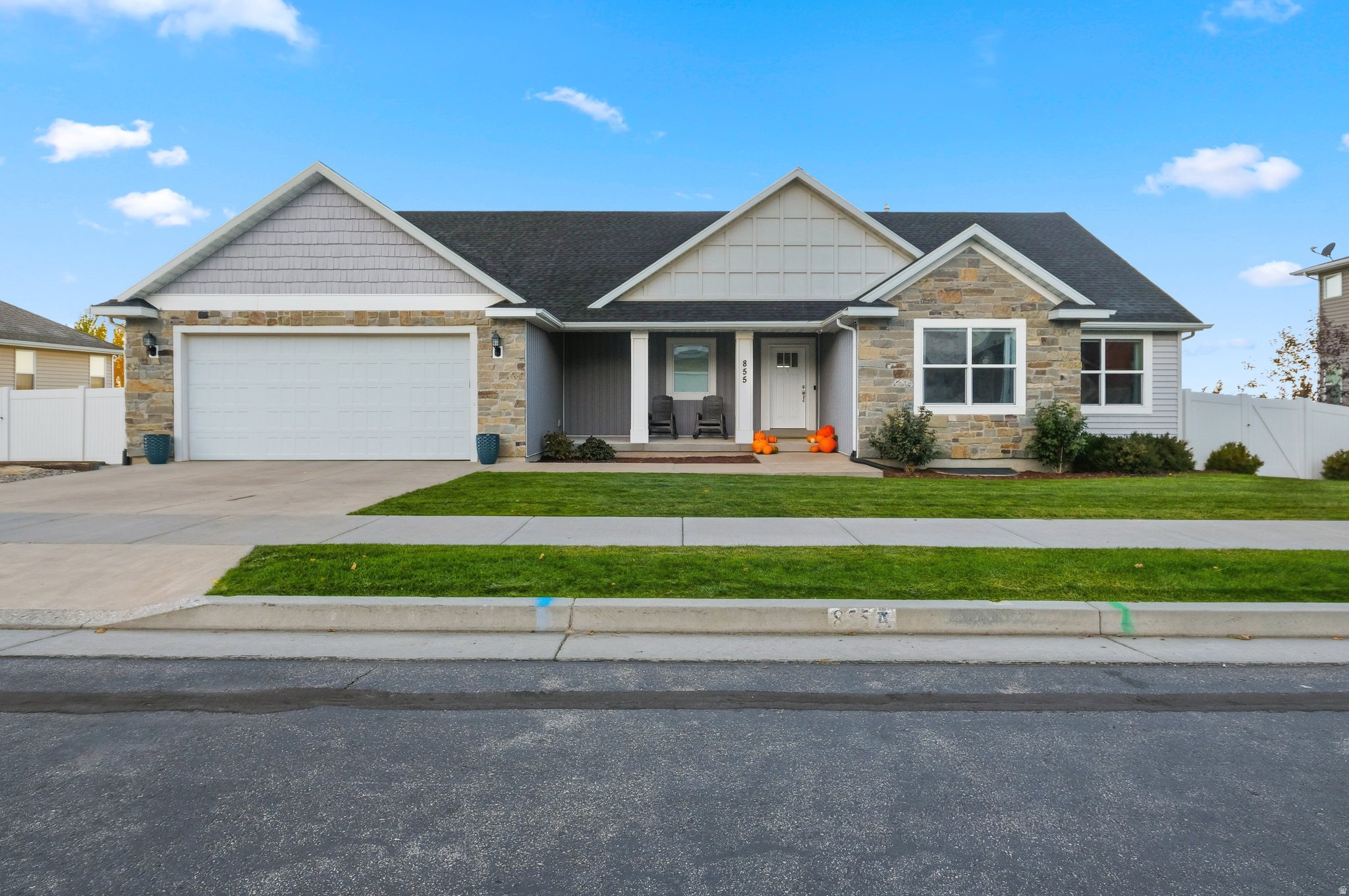 HILLCREST SUBDIVISIO - Residential