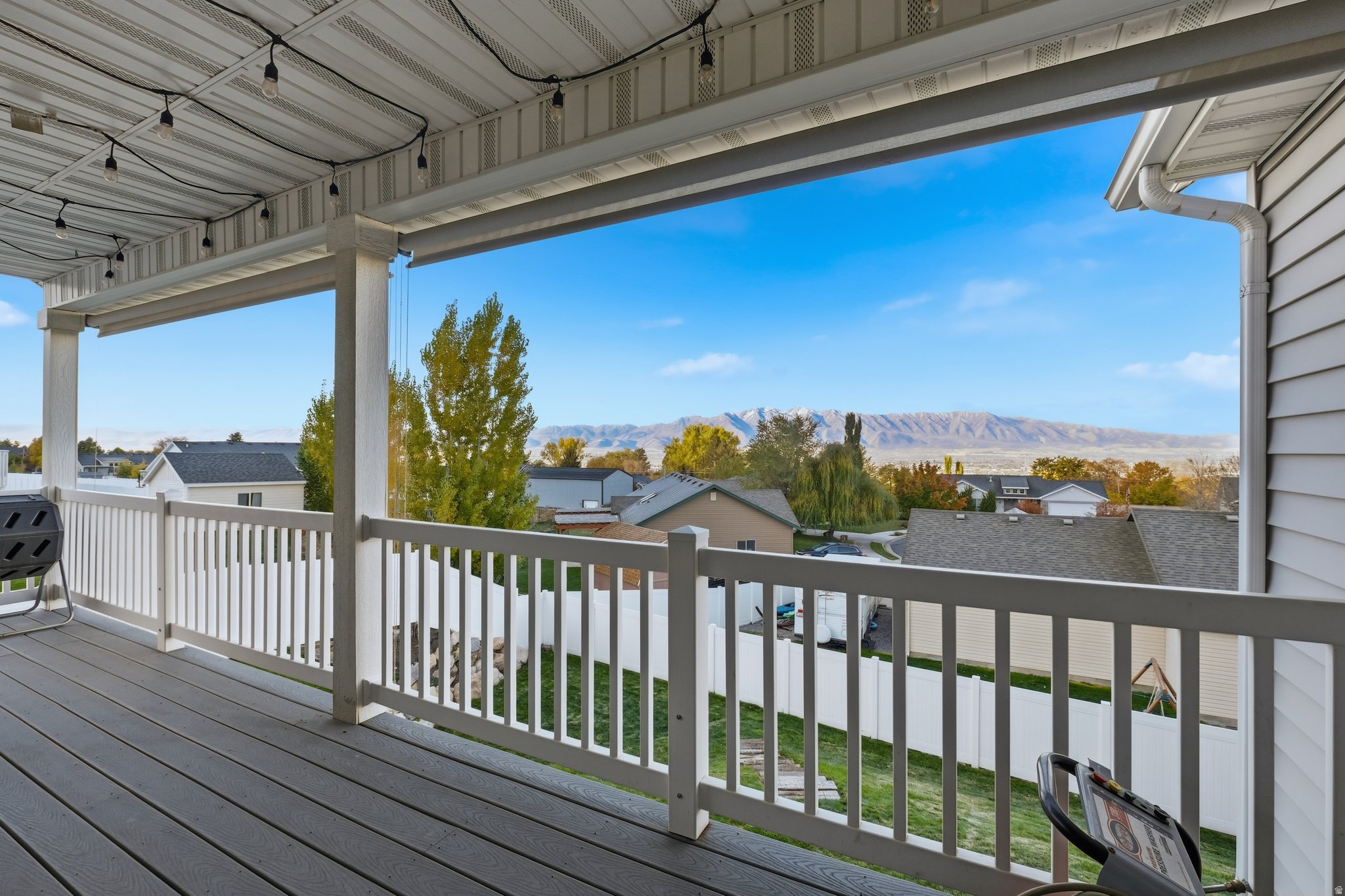 HILLCREST SUBDIVISIO - Residential