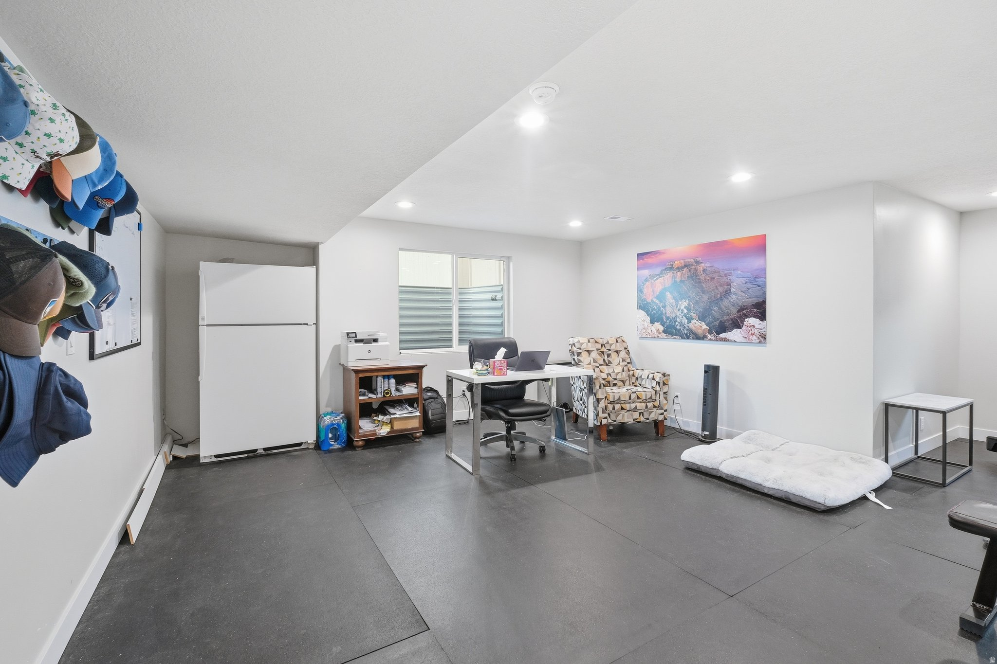 HILLCREST SUBDIVISIO - Residential