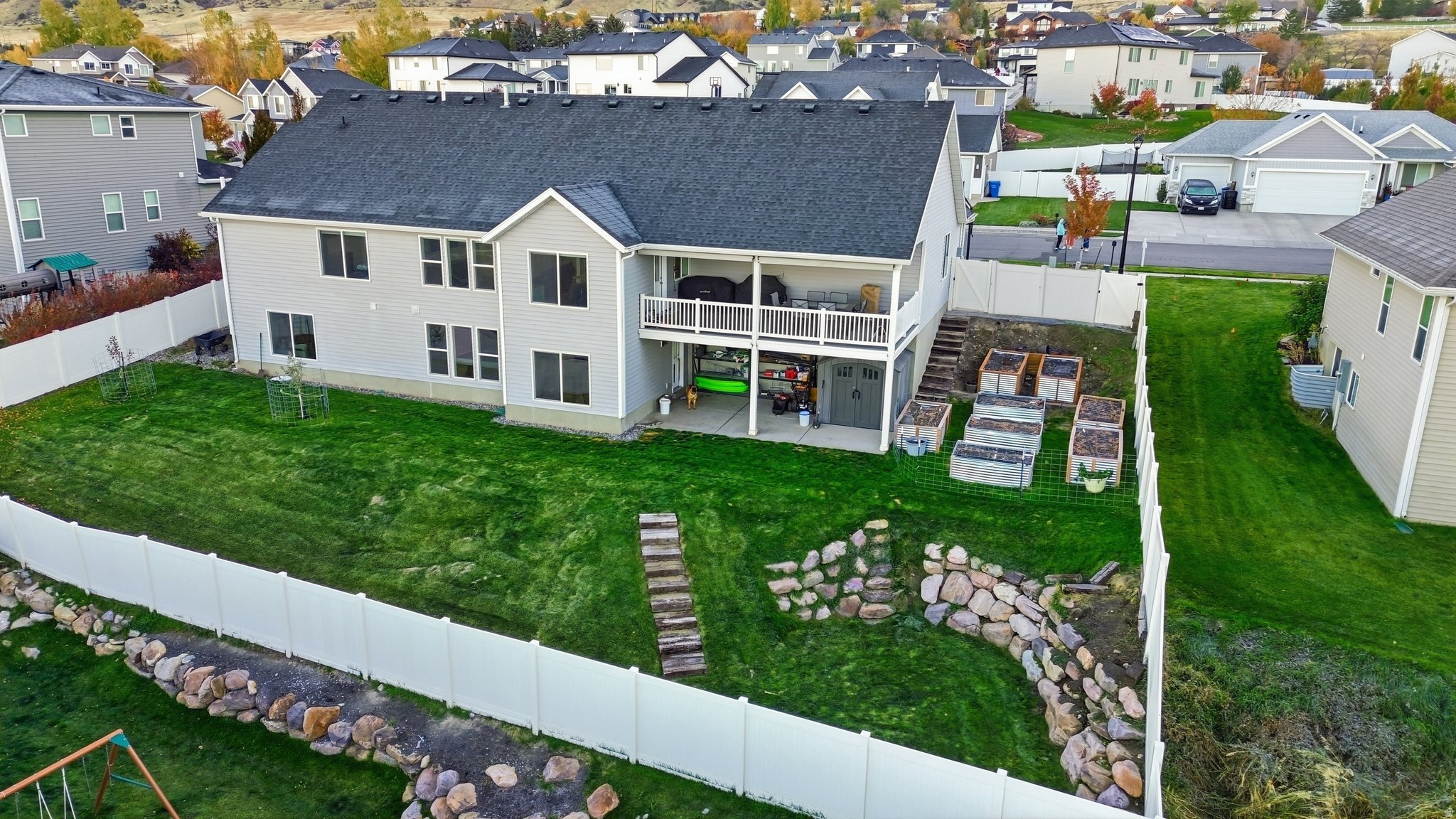 HILLCREST SUBDIVISIO - Residential