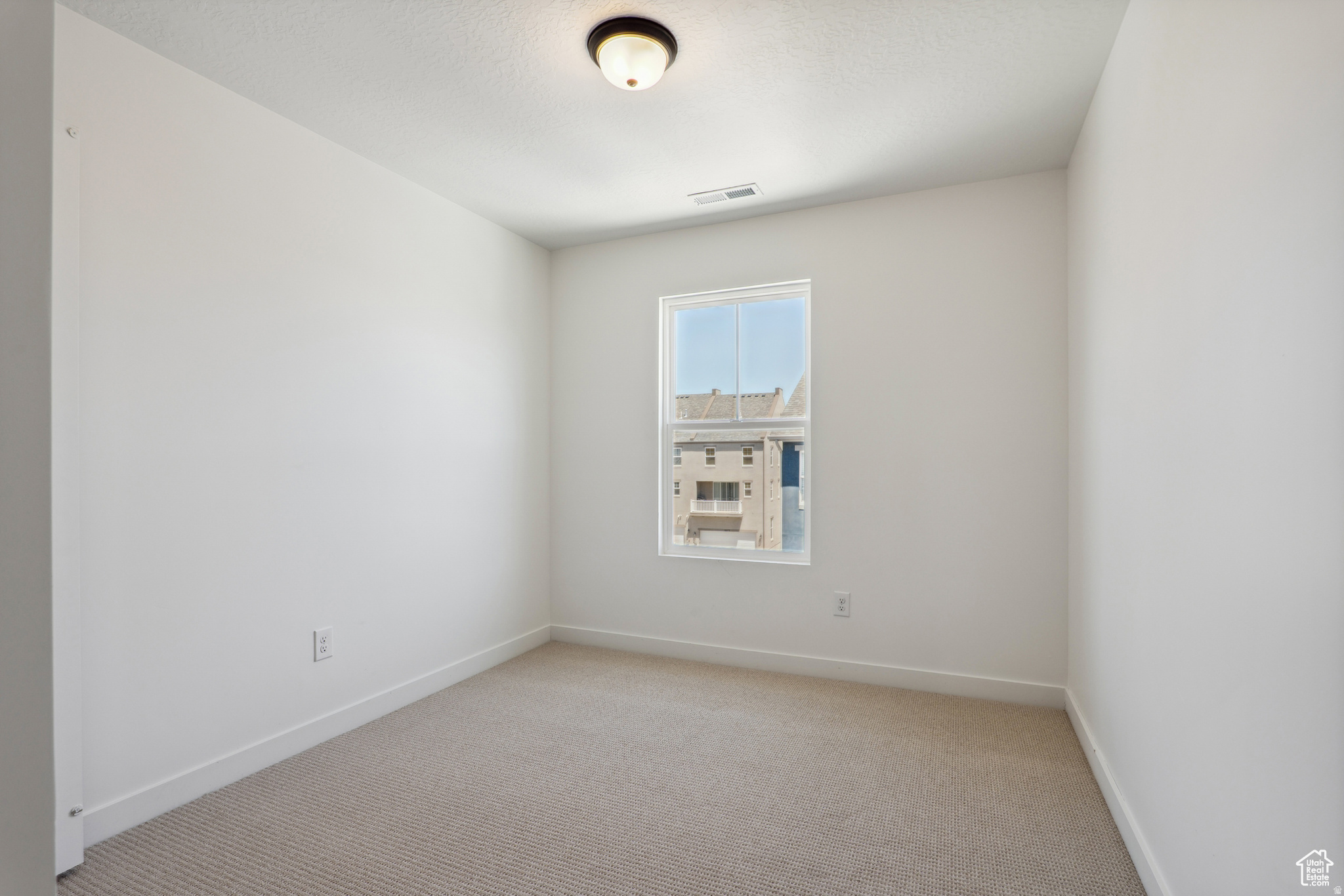 DAYBREAK - Residential