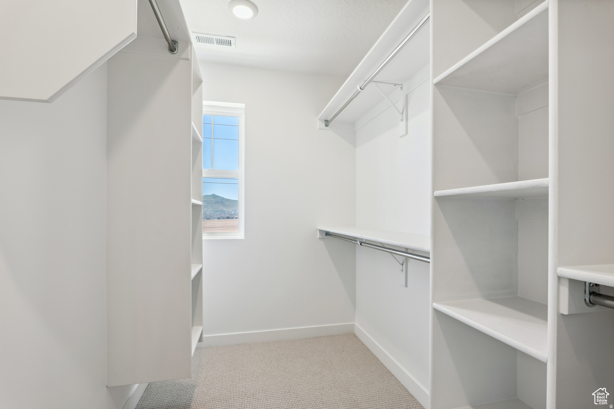 DAYBREAK - Residential