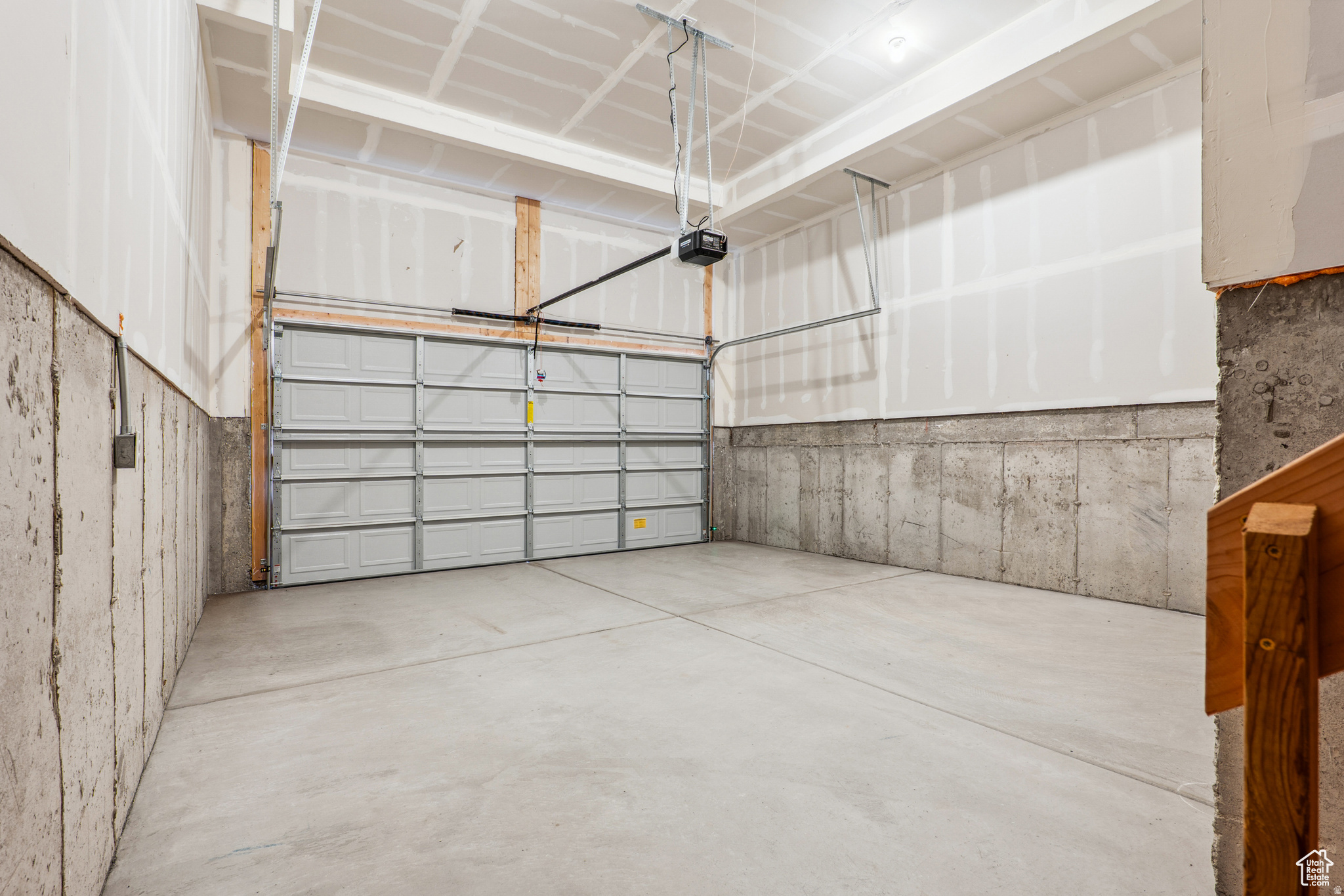 DAYBREAK - Residential