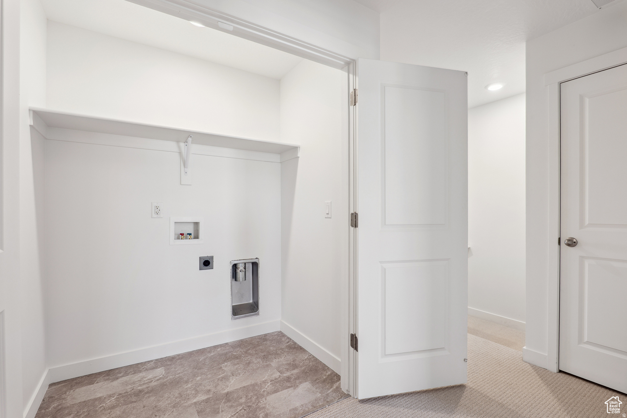 DAYBREAK - Residential