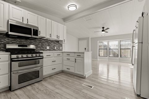Tiny photo for 4556 S MERIDIAN CIR #52, Taylorsville, UT 84123 (MLS # 2149646)