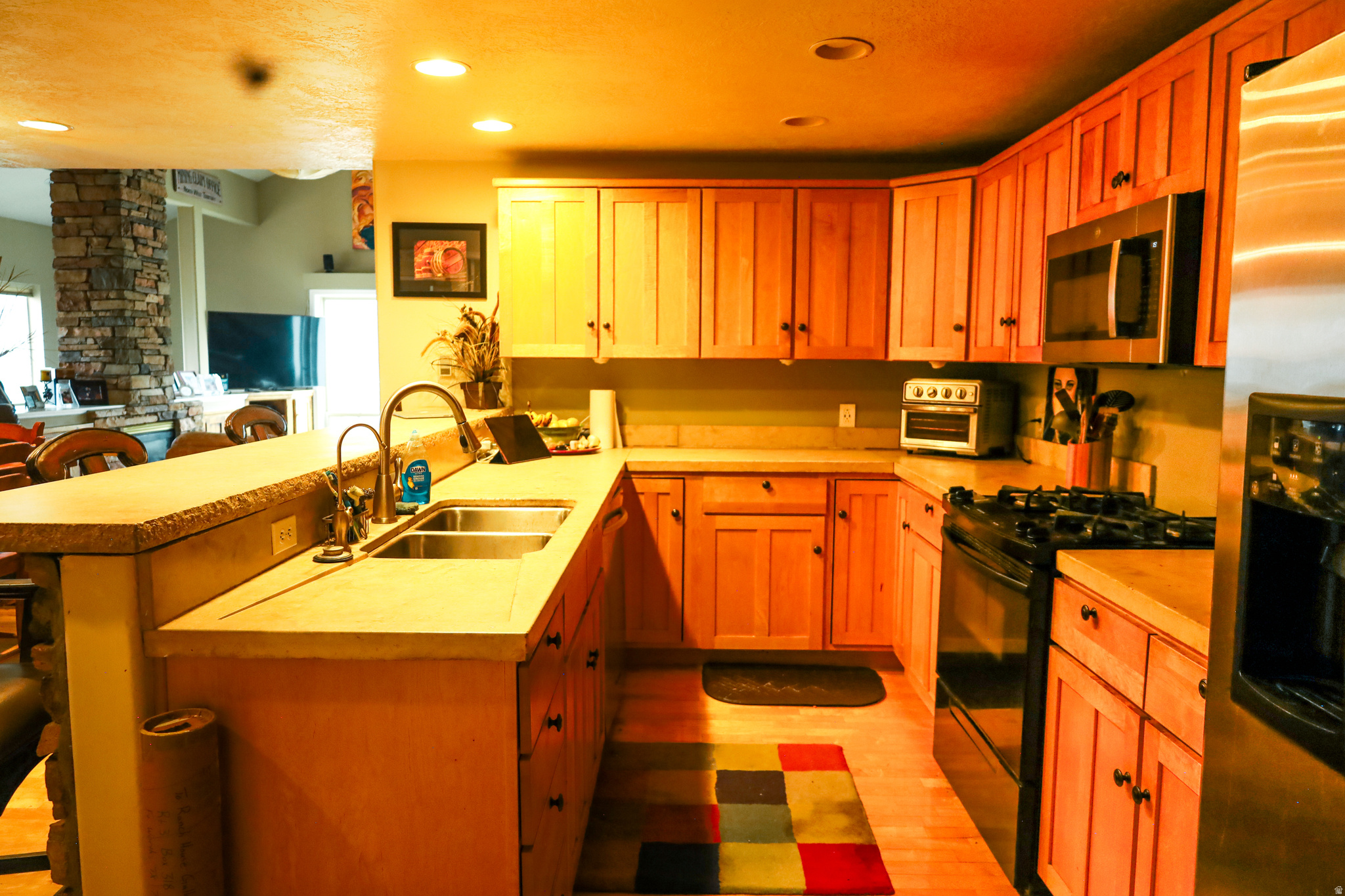 ASPENBROOK TOWNHOUSES - Residential