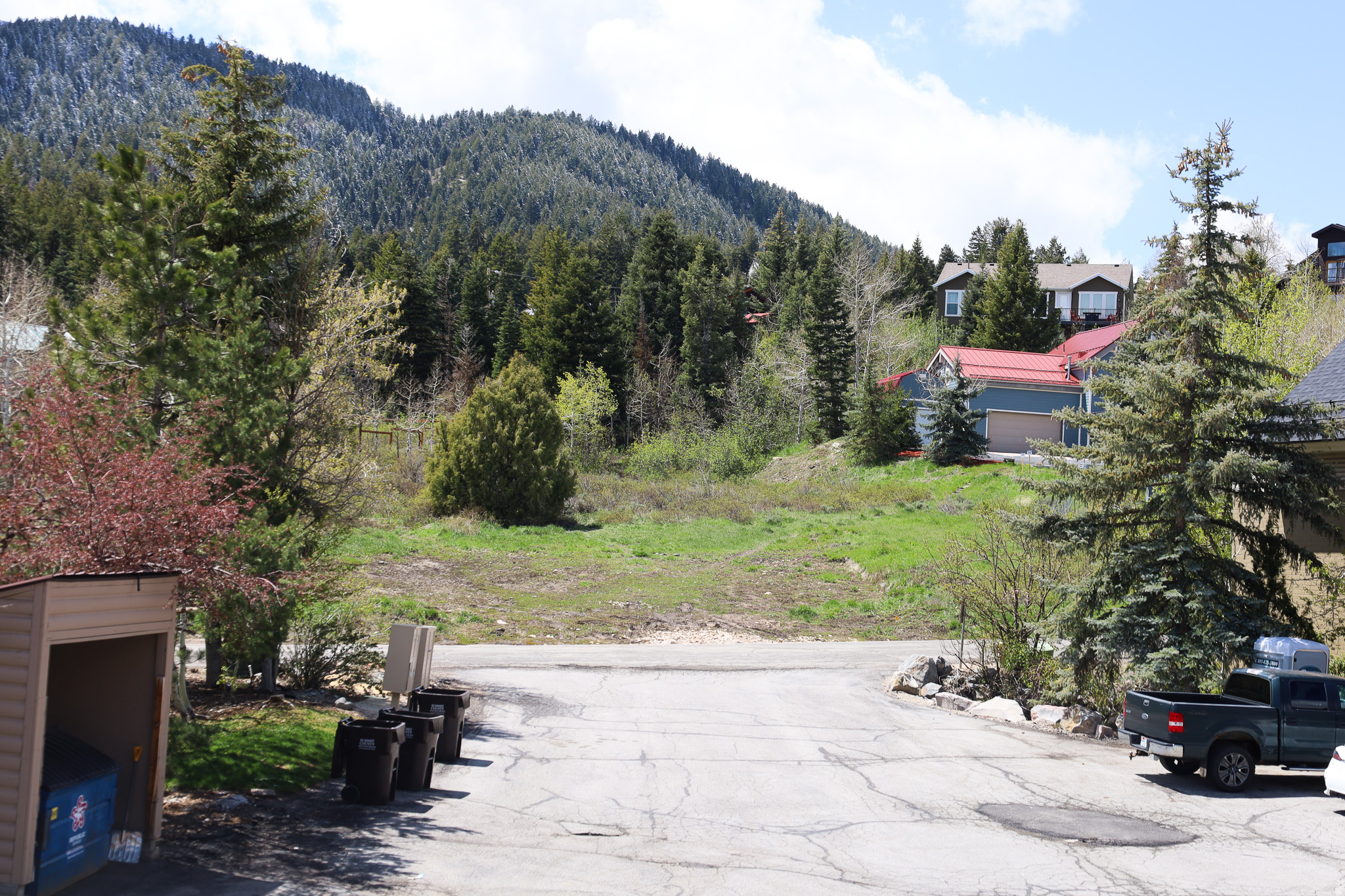 ASPENBROOK TOWNHOUSES - Residential