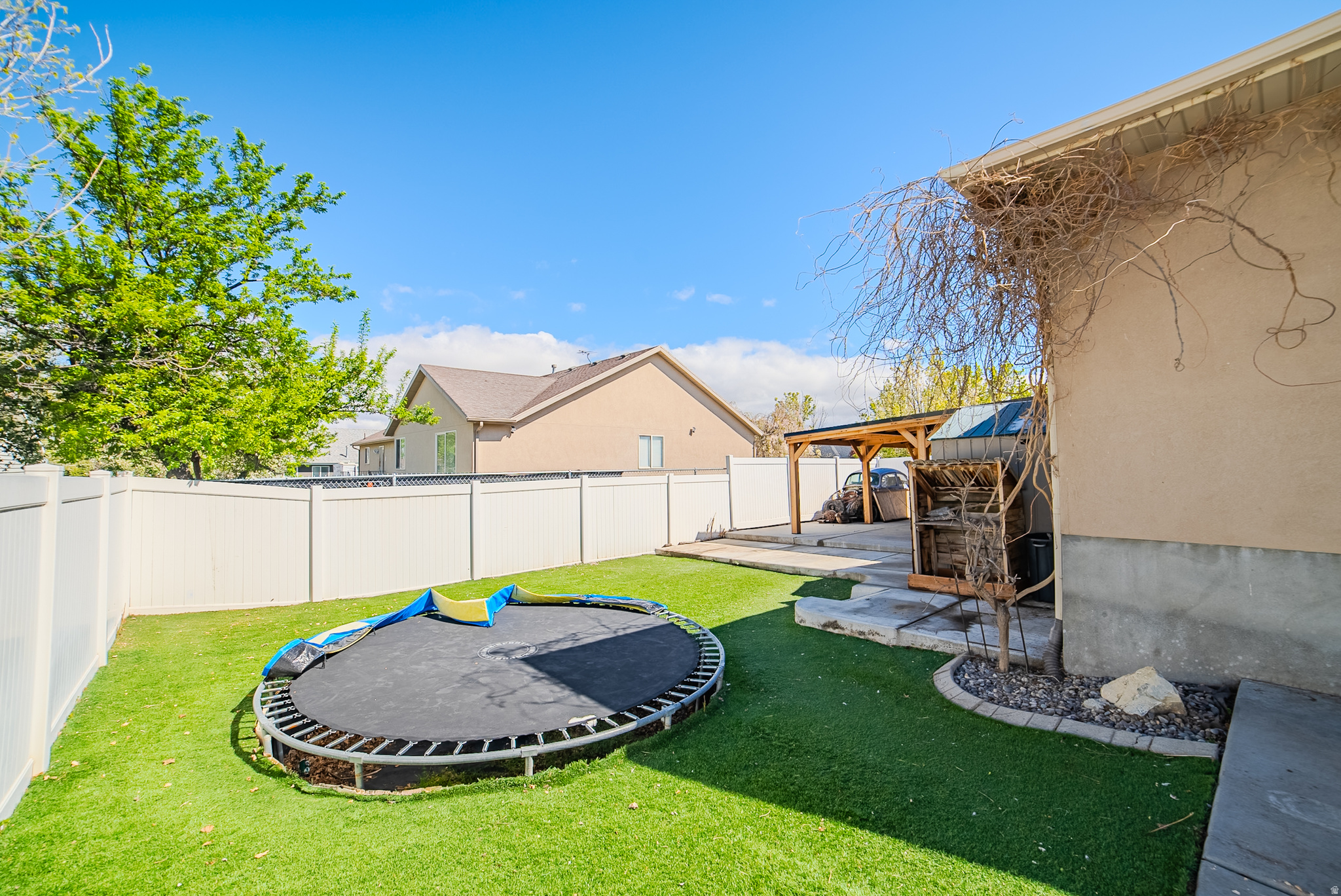 WHITE FARM VILLAGE - Residential