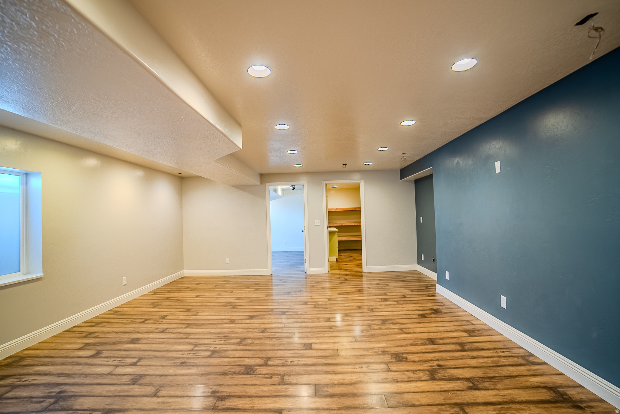 WHITE FARM VILLAGE - Residential