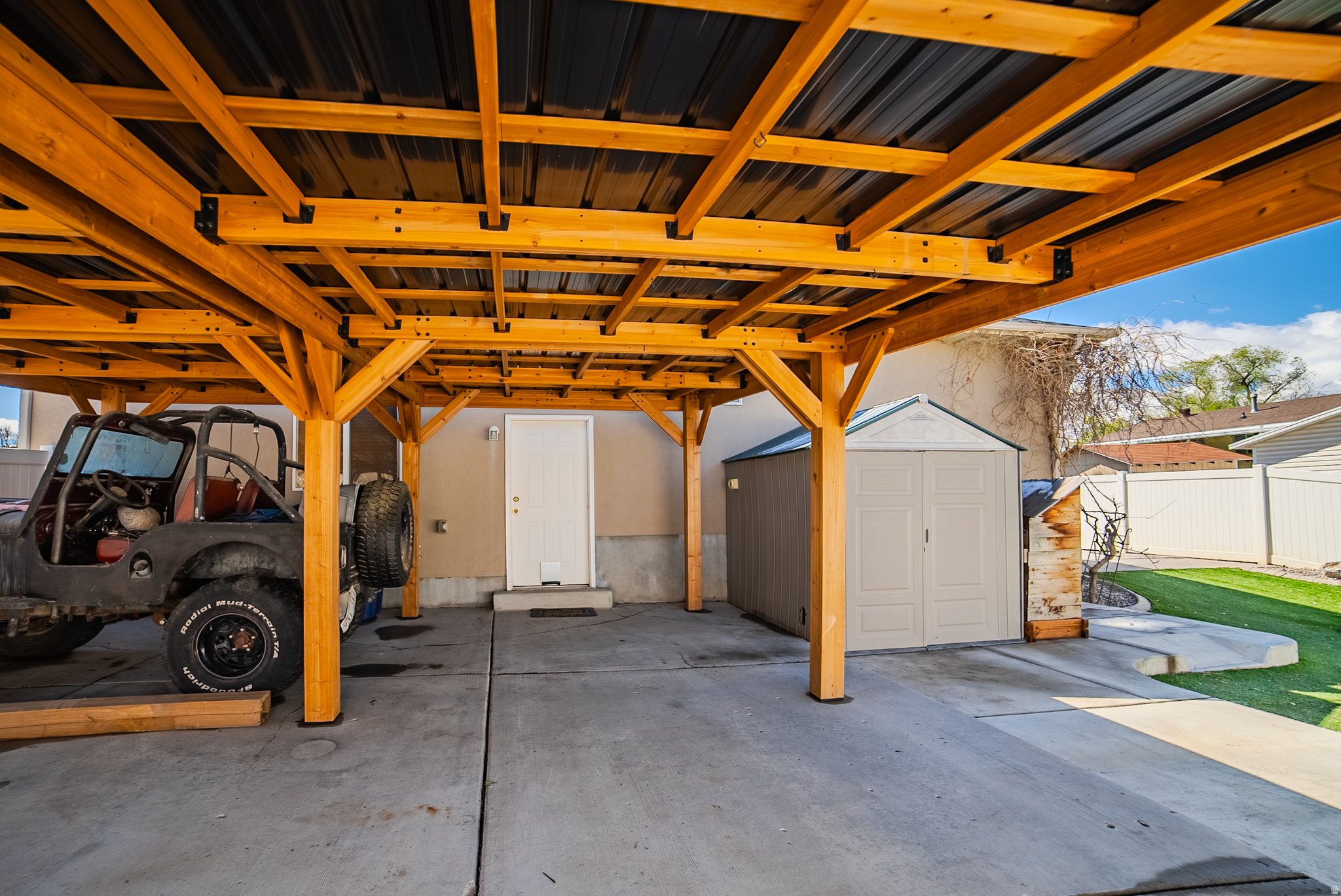 WHITE FARM VILLAGE - Residential