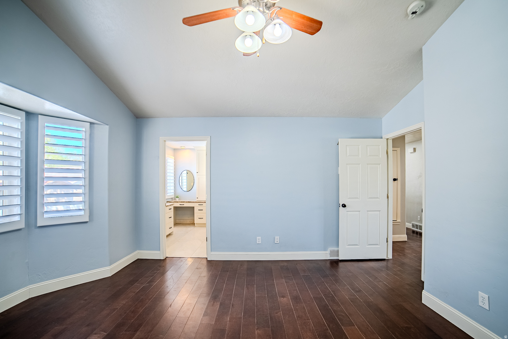 WHITE FARM VILLAGE - Residential