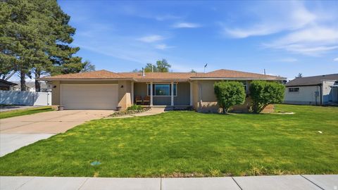 Photo of 260 E 300 N, Morgan, UT 84050 (MLS # 2158754)